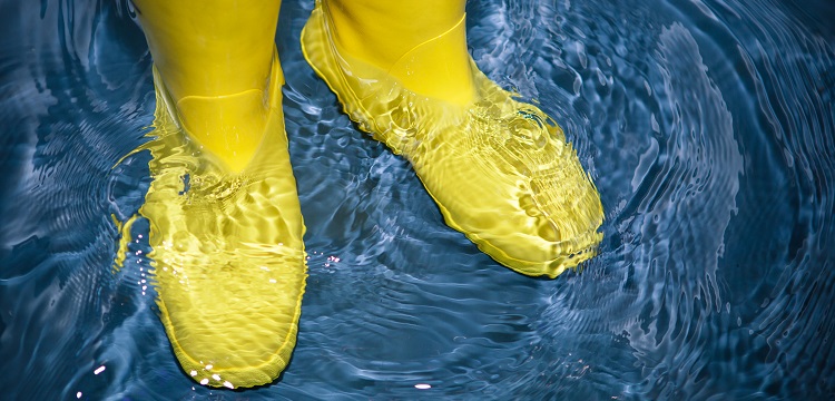 市政工程測量前期準(zhǔn)備工作：從校驗(yàn)儀器到邊線放樣